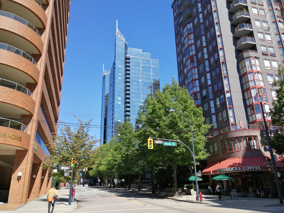 Holiday Inn & Suites Vancouver Downtown by IHG